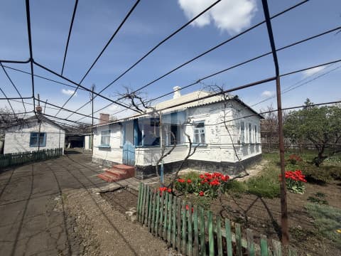 Продаётся уютный дом в пригороде Мариуполя пгт. Сартане